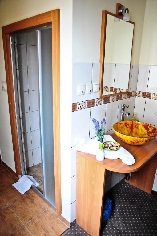 Osrodek Uslug Hotelarskich Kinga فيليتشكا الغرفة الصورة